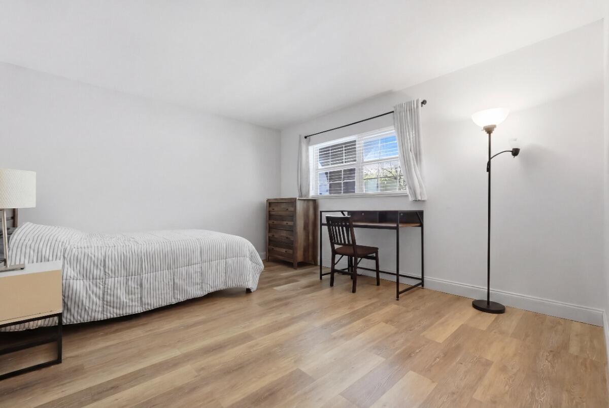 RIVERSIDE ESTATES CONDO - Residential