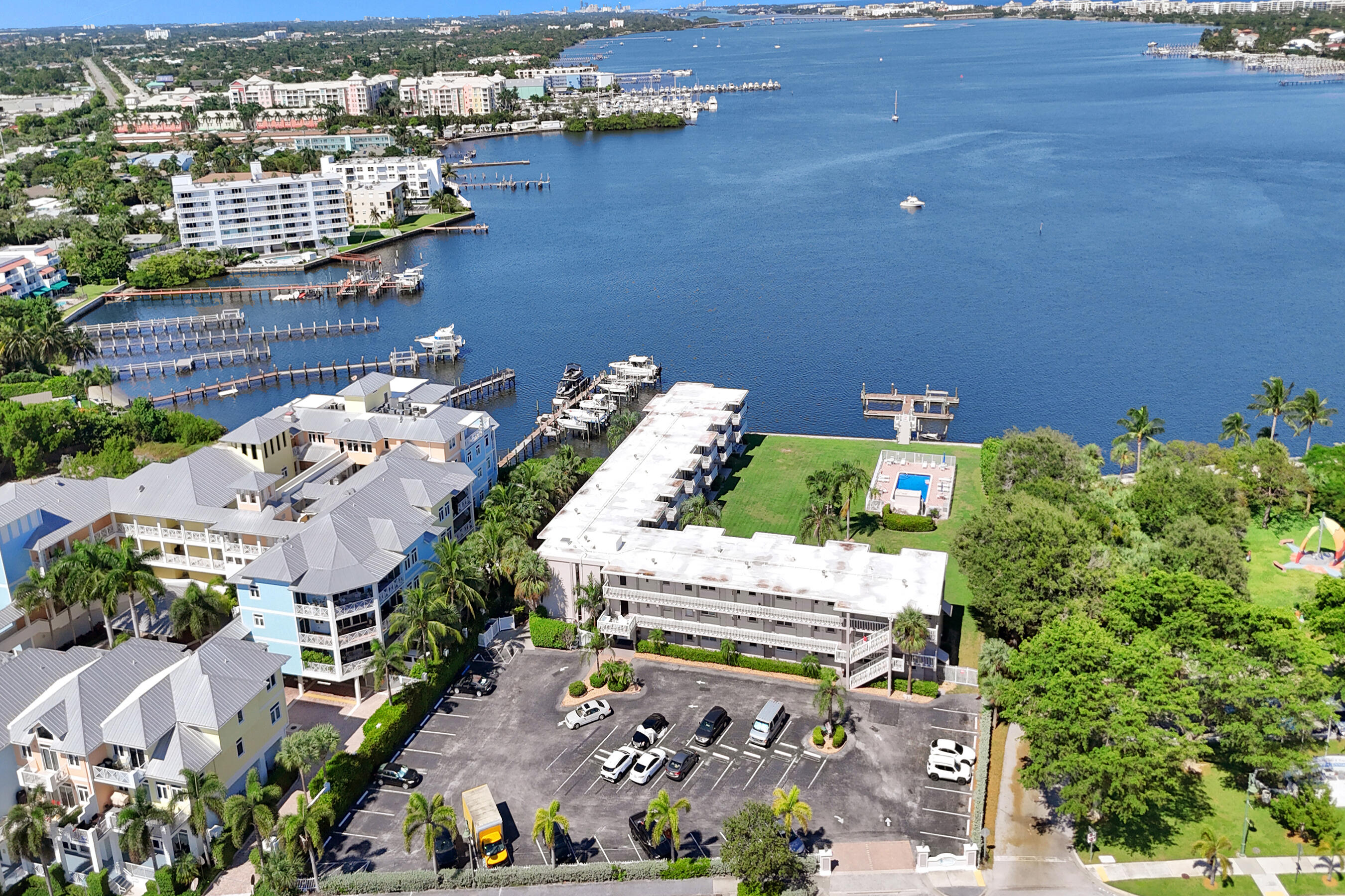 ISLAND TOWERS INC CONDO - Residential