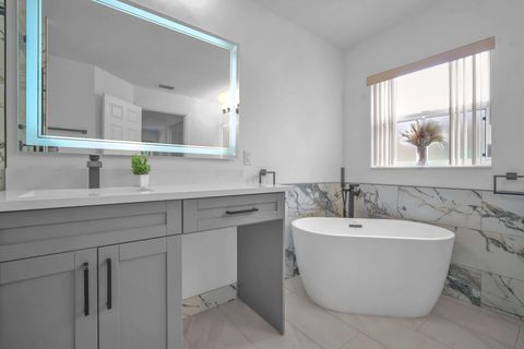 122 Chestnut Circle Royal Palm Beach FL 33411