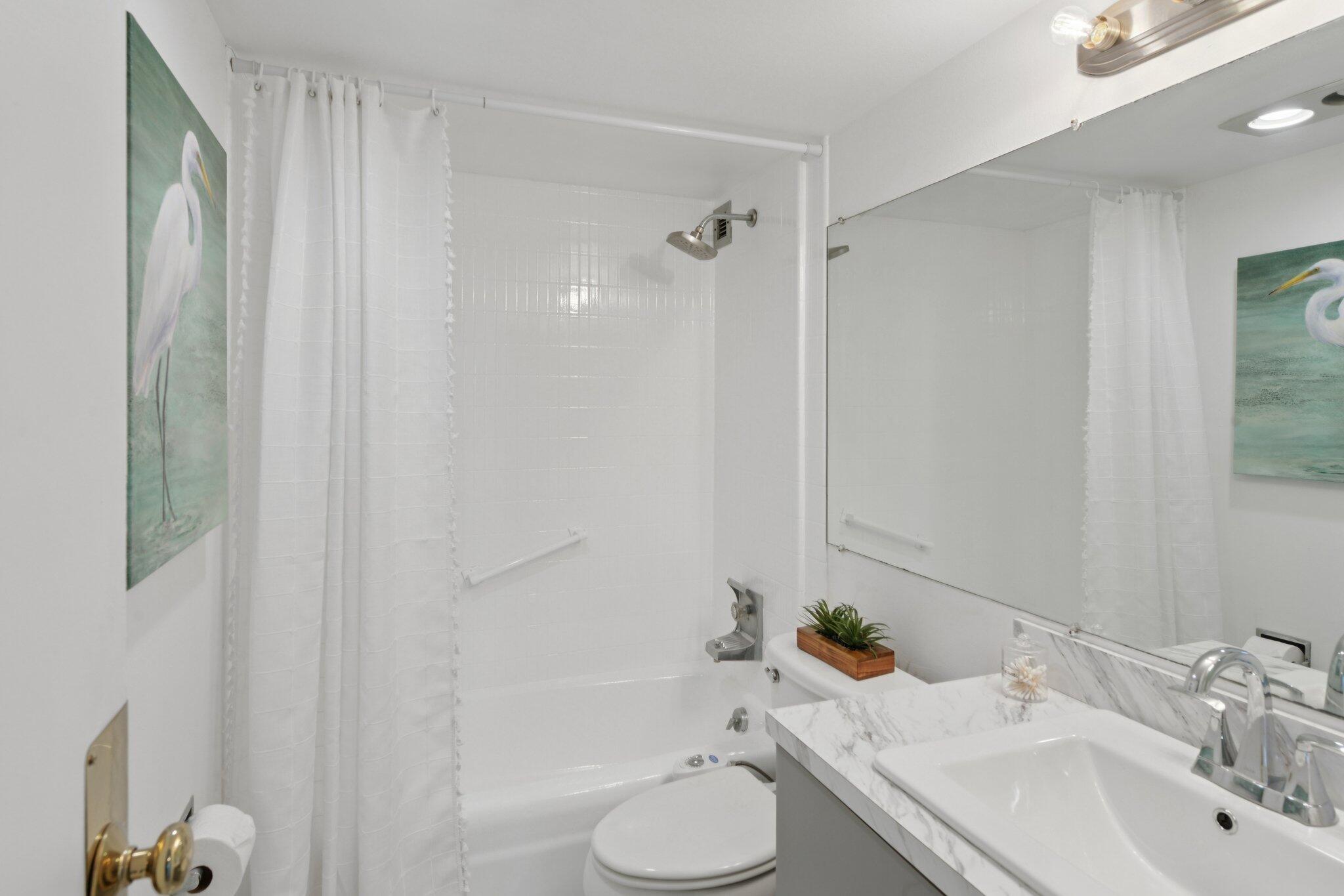 ARISTOCRAT OCEAN AND - Residential