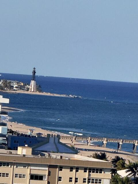 ARISTOCRAT OCEAN AND - Residential