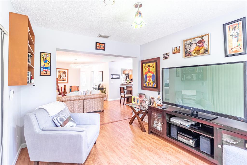 LUCERNE HOMES EAST - Residential