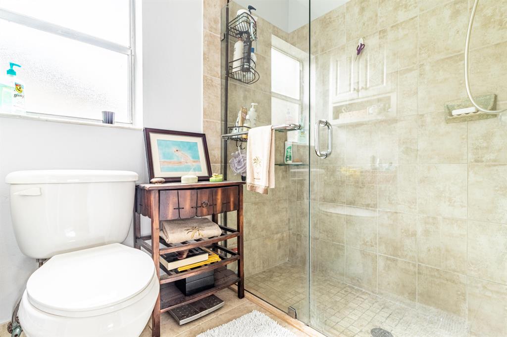 LUCERNE HOMES EAST - Residential