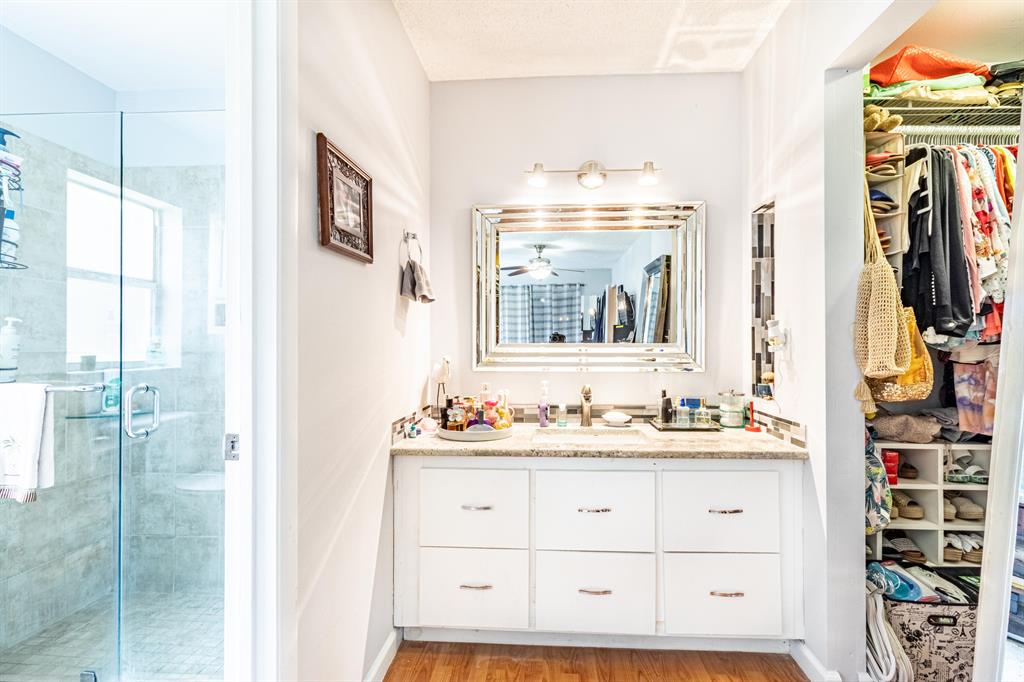 LUCERNE HOMES EAST - Residential