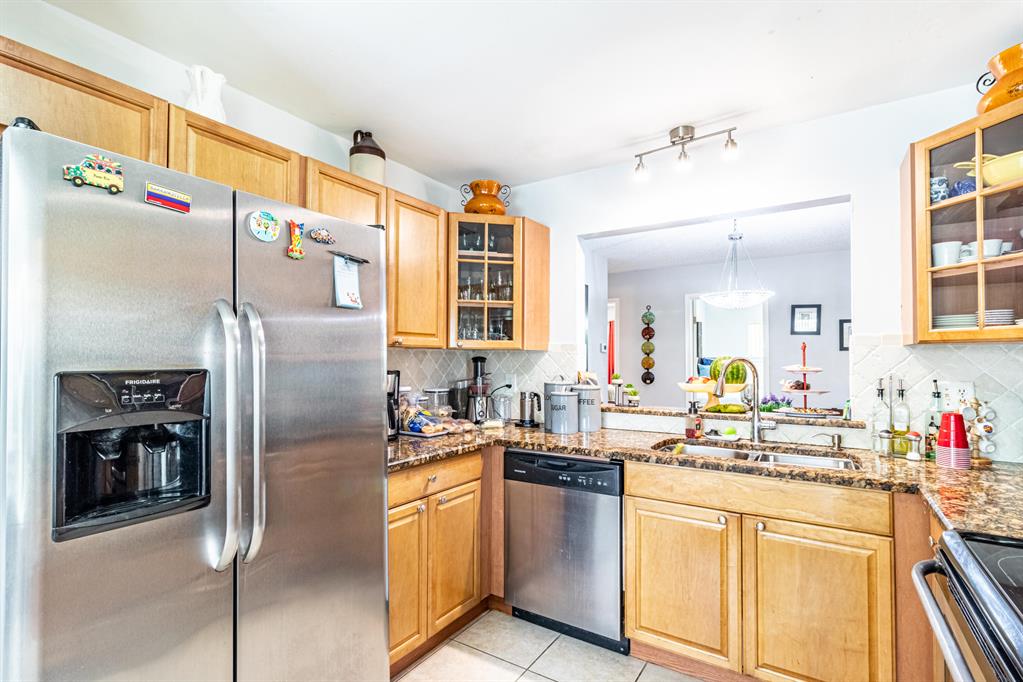 LUCERNE HOMES EAST - Residential