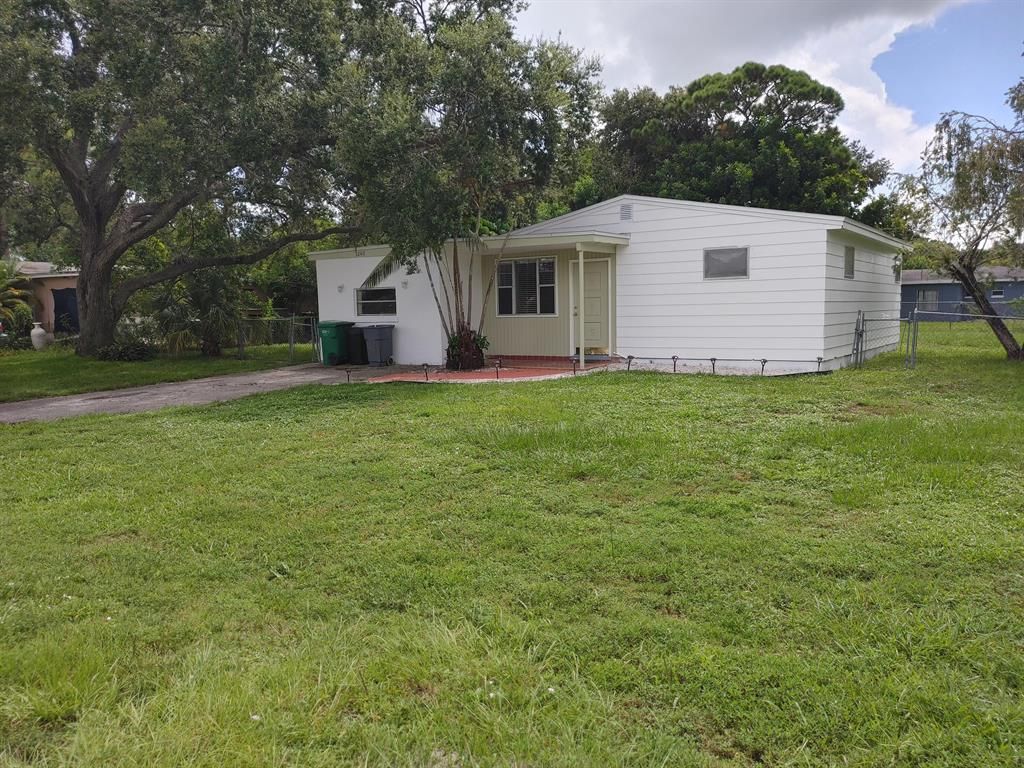 Photo of 3240 W Lake W Drive, Fort Pierce, FL 34950 (MLS # R10736856)