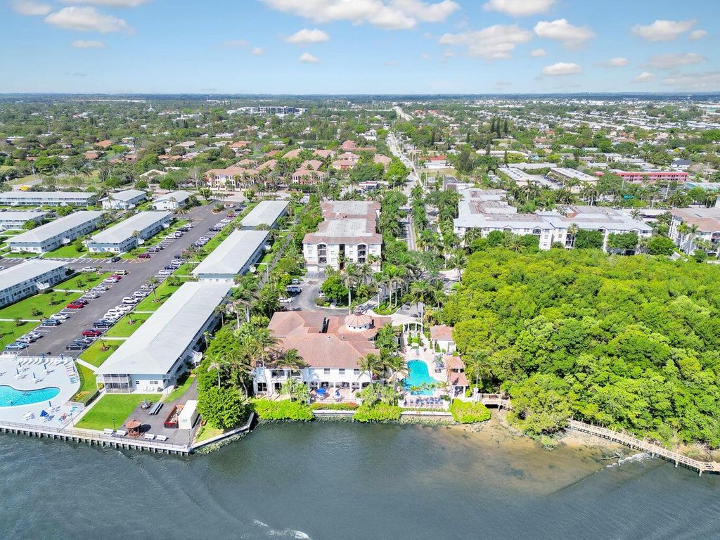 Photo of 1106 Tuscany Way #1106, Boynton Beach, FL 33435 (MLS # R11001922)