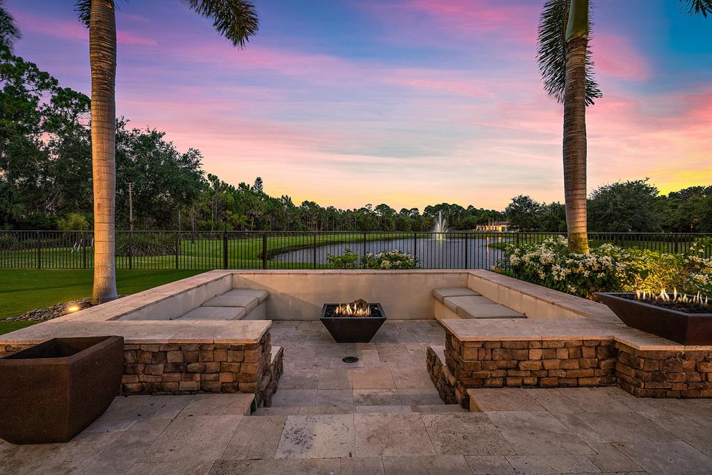 OLD PALM - Residential