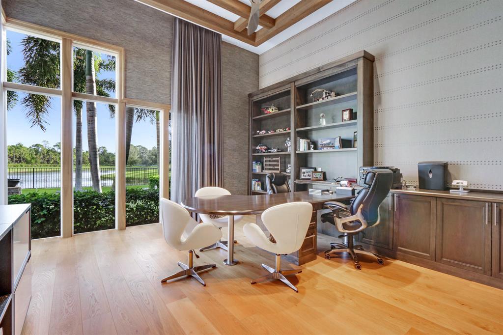 OLD PALM - Residential