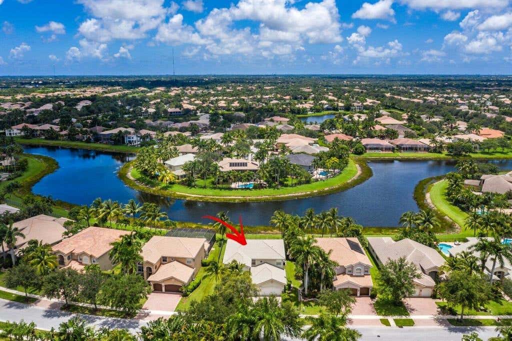 Photo of 10796 Castle Oak Drive, Boynton Beach, FL 33473 (MLS # R10732511)