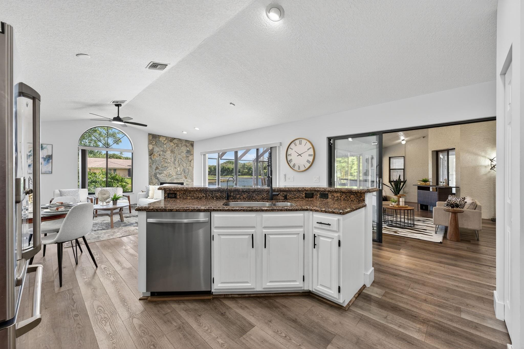 SUNSET SPRINGS - Residential