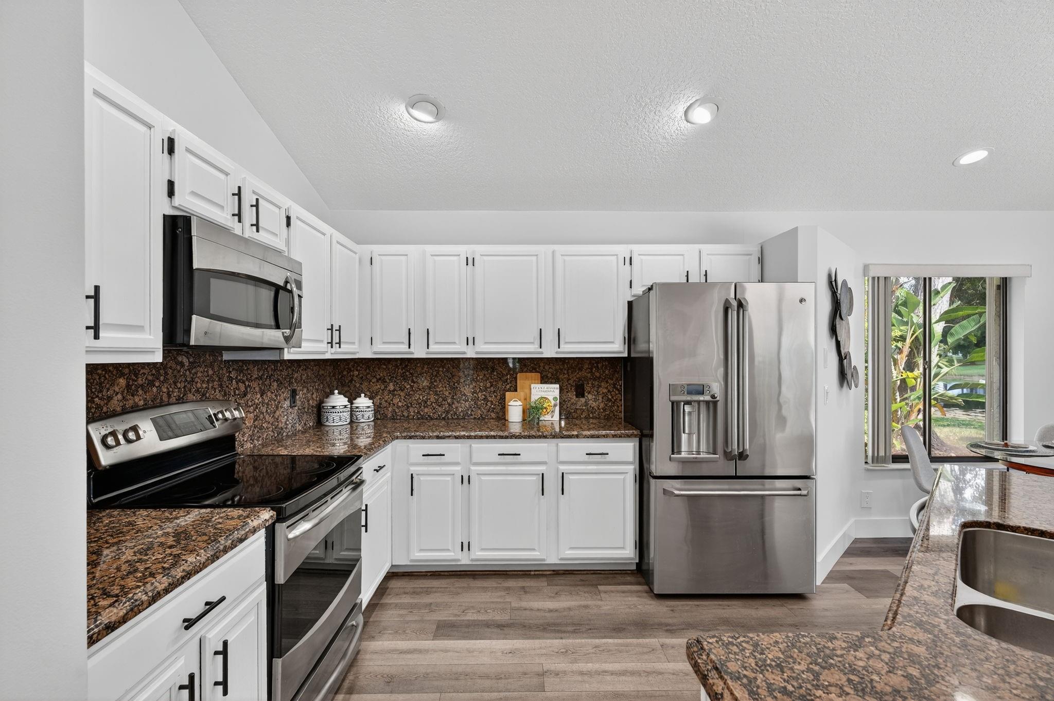 SUNSET SPRINGS - Residential