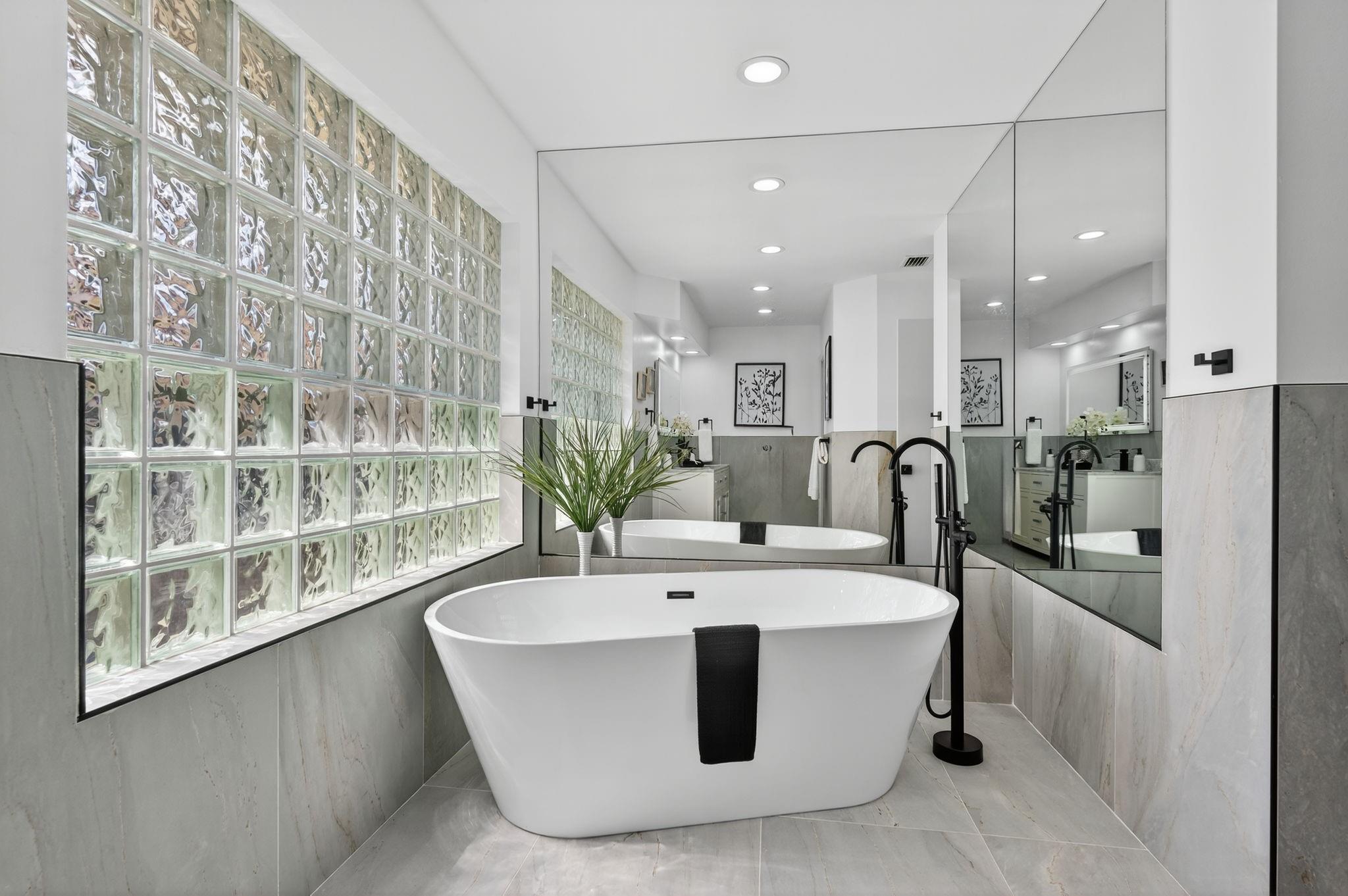 SUNSET SPRINGS - Residential