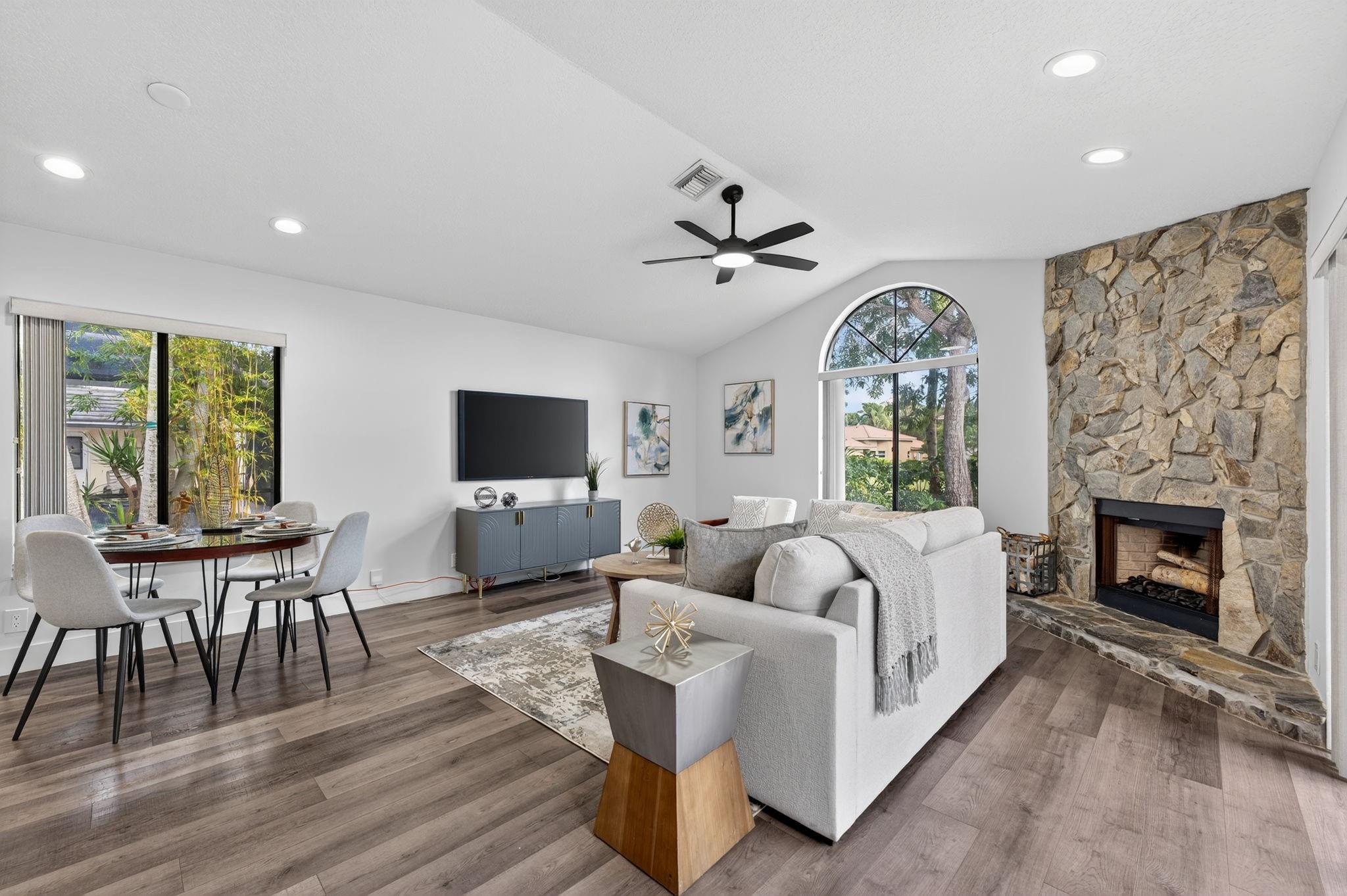 SUNSET SPRINGS - Residential