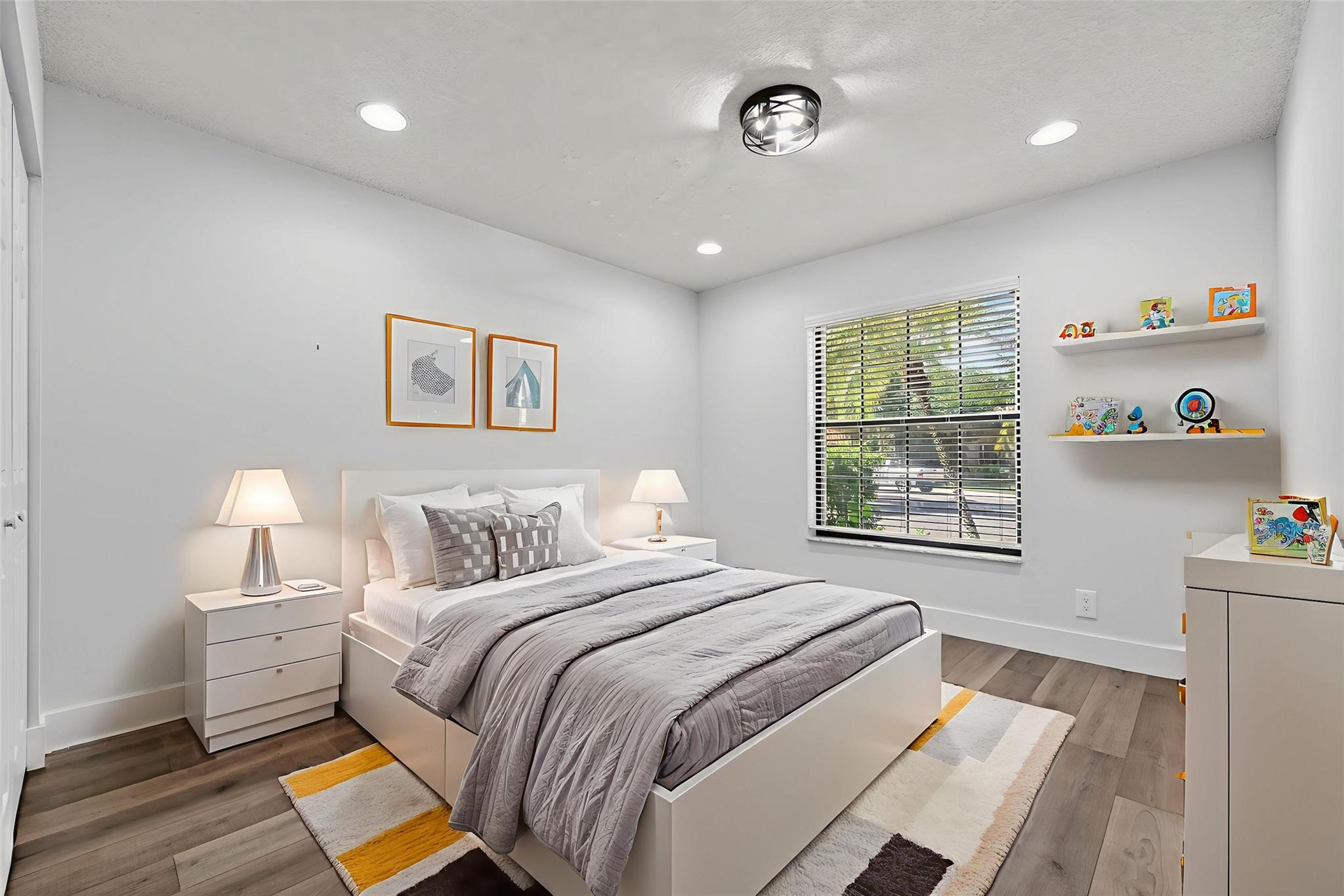 SUNSET SPRINGS - Residential