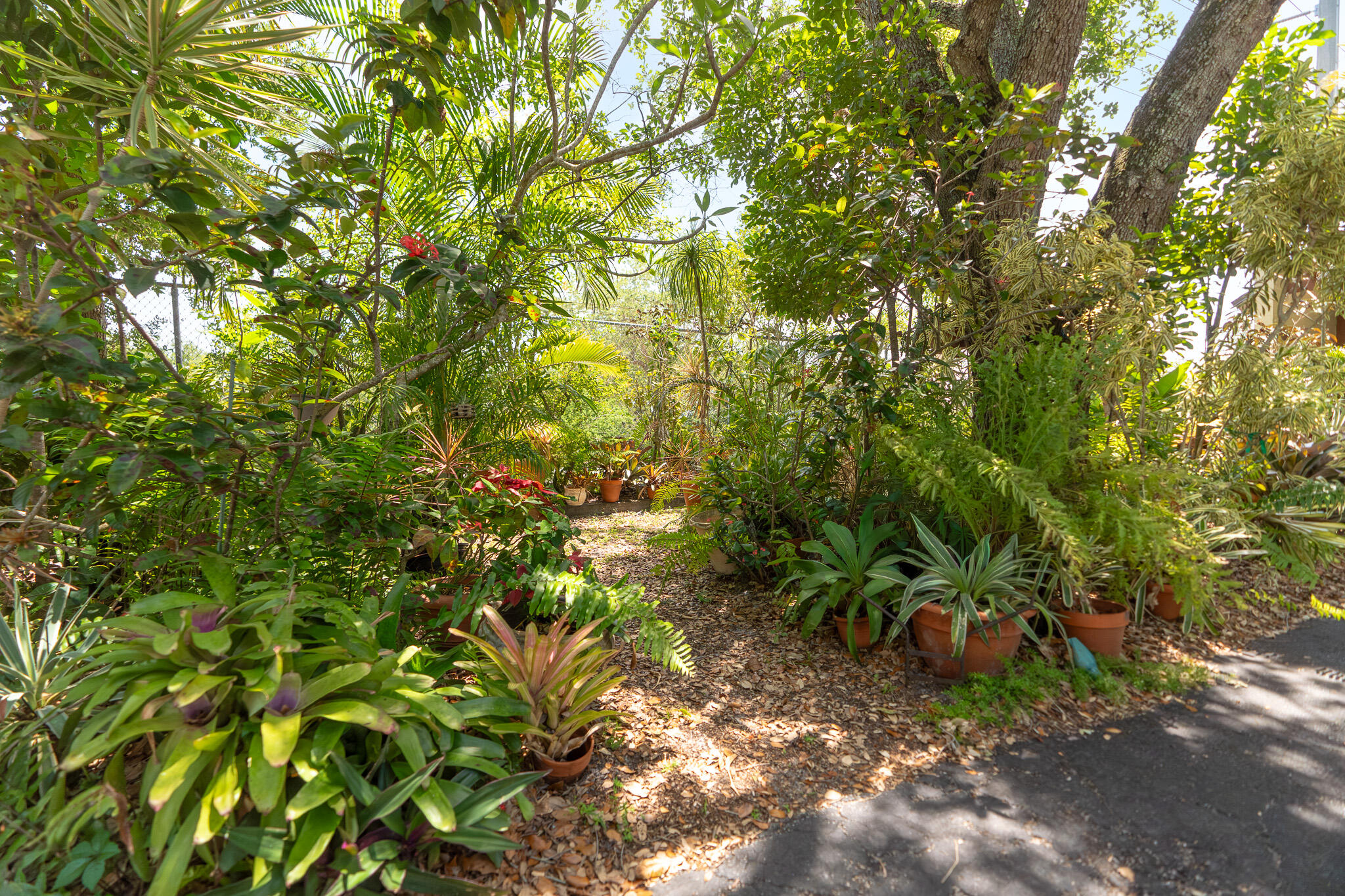 PALM-AIRE VILLAGE 4TH SECTION - Residential