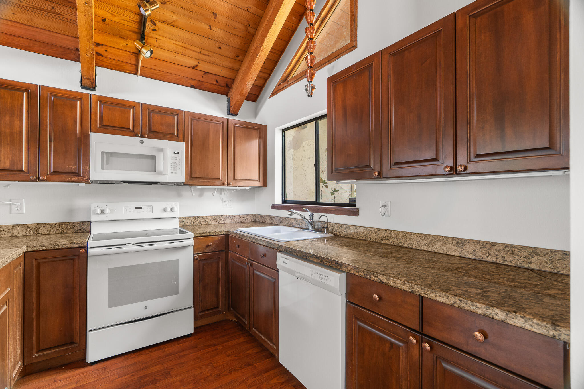 PALM-AIRE VILLAGE 4TH SECTION - Residential