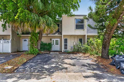 Tiny photo for 292 SUNSHINE Drive #292, Coconut Creek, FL 33066 (MLS # B26053800)