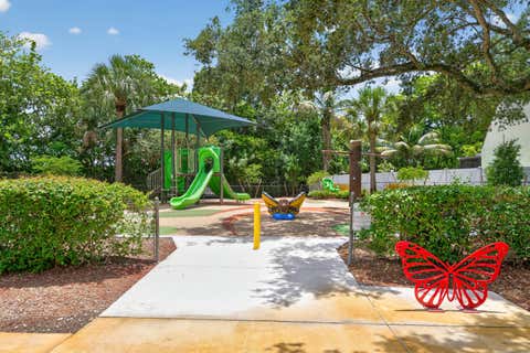 Tiny photo for 292 SUNSHINE Drive #292, Coconut Creek, FL 33066 (MLS # B26053800)