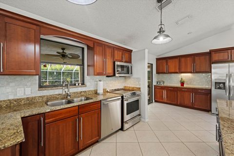 A home in Loxahatchee