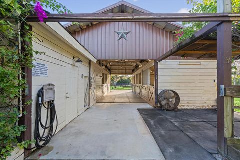 A home in Loxahatchee