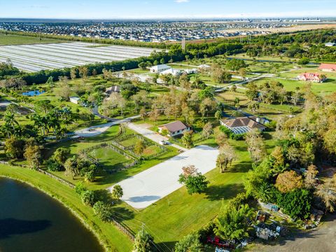 A home in Loxahatchee