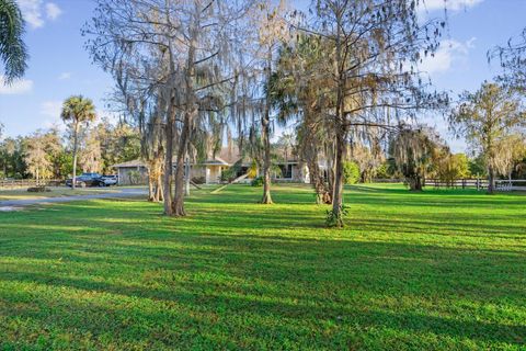 A home in Loxahatchee