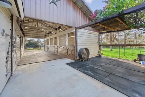 A home in Loxahatchee