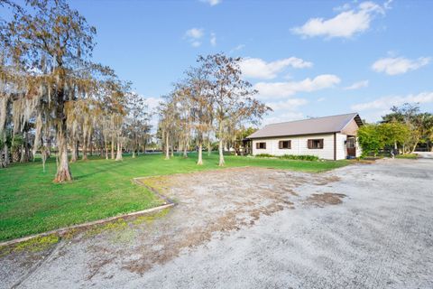 A home in Loxahatchee