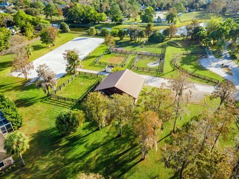 A home in Loxahatchee