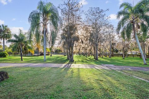 A home in Loxahatchee