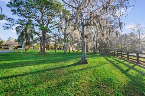 A home in Loxahatchee