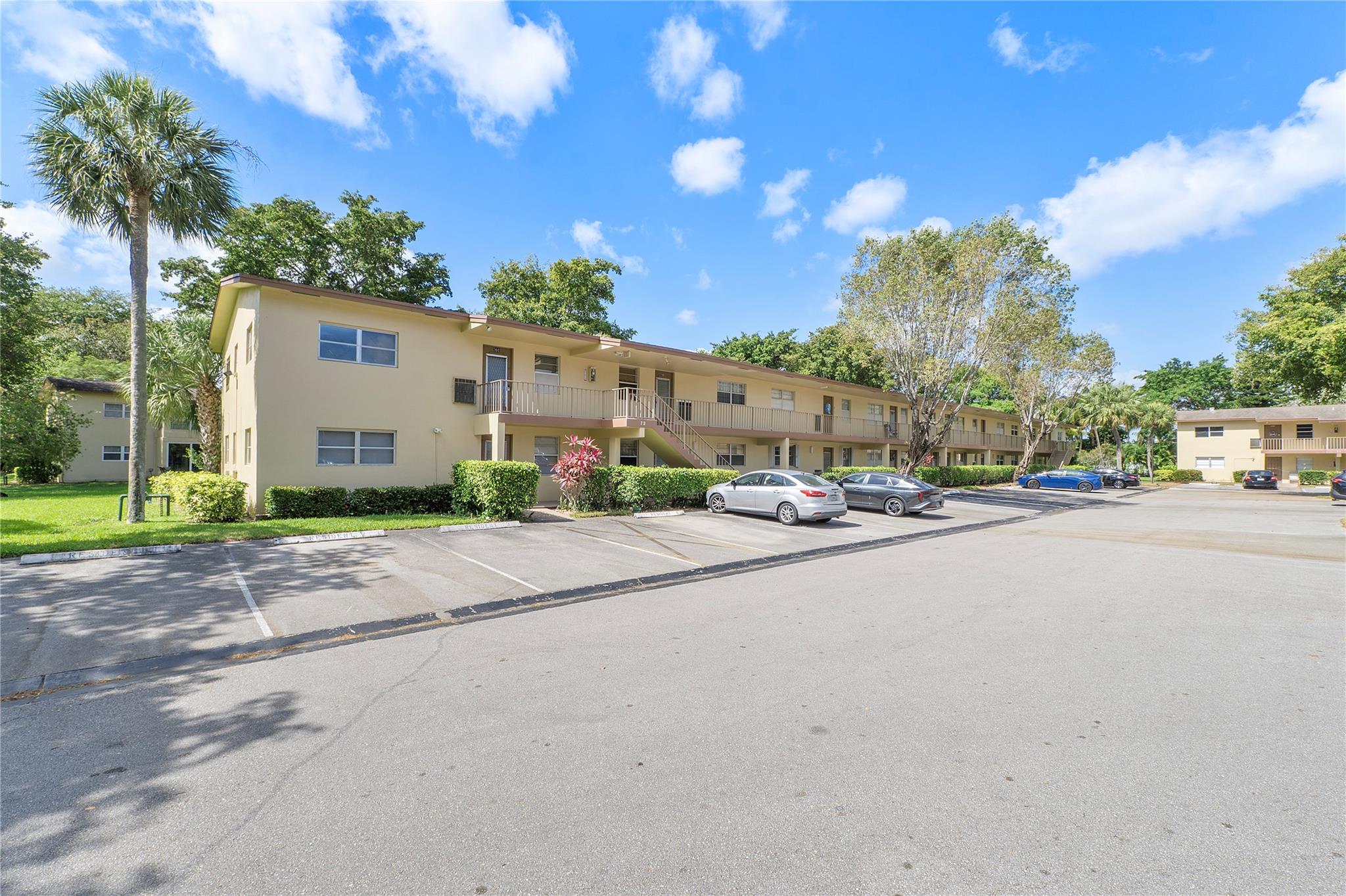 Welcome Home!! Price Reduced Motivated Seller! This 2 bedroom 2 bathroom end unit located on the first floor is located in the heart of Margate. This unit features a beautiful updated kitchen with wood cabinets, granite countertops, remodeled bathrooms, and a extented living room with enclosed patio, Next to shopping and Restaurant’s. 55+ community, with lots of things to do! Don’t miss out! Contact me today!