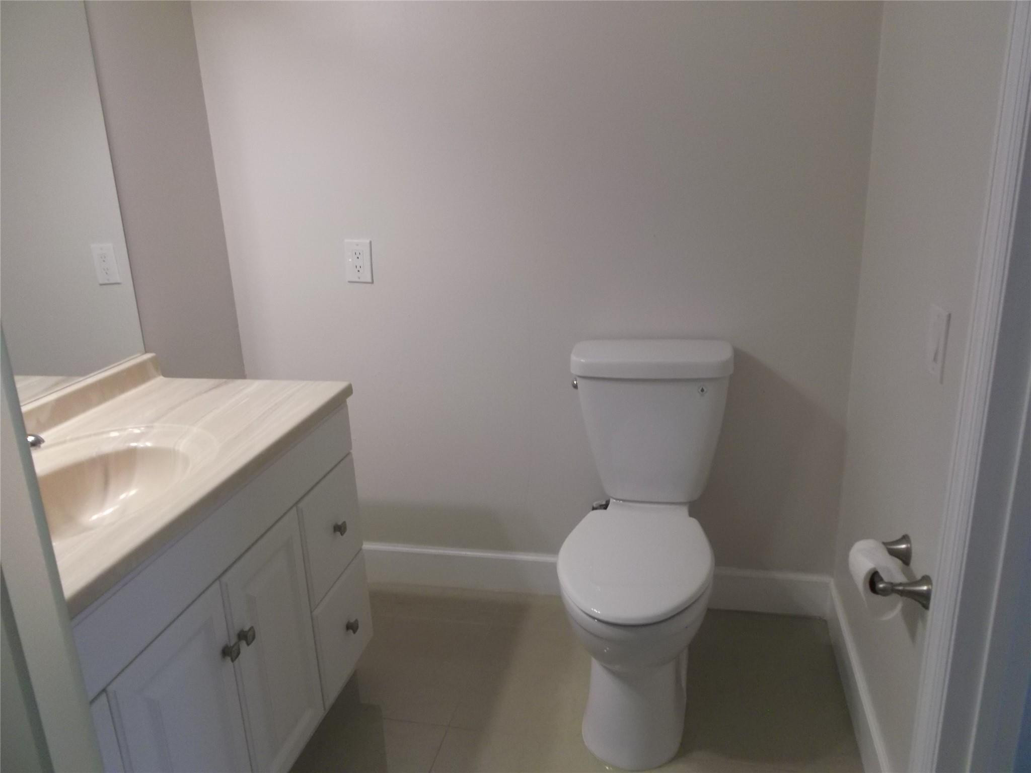 Coral Plaza Condo - Residential Lease