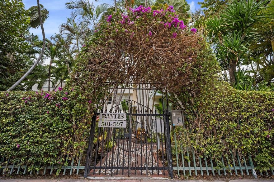STUNNING COMPLETELY REMODELED UNIT AT THE BAYLIS!!! 2 Bedroom/ 2 Bath Condo in the heart of South Beach. Updated throughout, new stainless-steel appliances, washer and dryer in-unit, central air conditioning. Luxurious master bathroom, featuring a massive step-in glass-enclosed shower with invigorating jets, a refreshing rain shower, and a sumptuous bathtub. The master bedroom offers generous space, ensuring your ultimate relaxation. Conveniently located within walking distance to the beach, parks, top-rated restaurants, vibrant entertainment venues, and upscale shopping destinations, this property epitomizes the quintessential South Beach lifestyle.