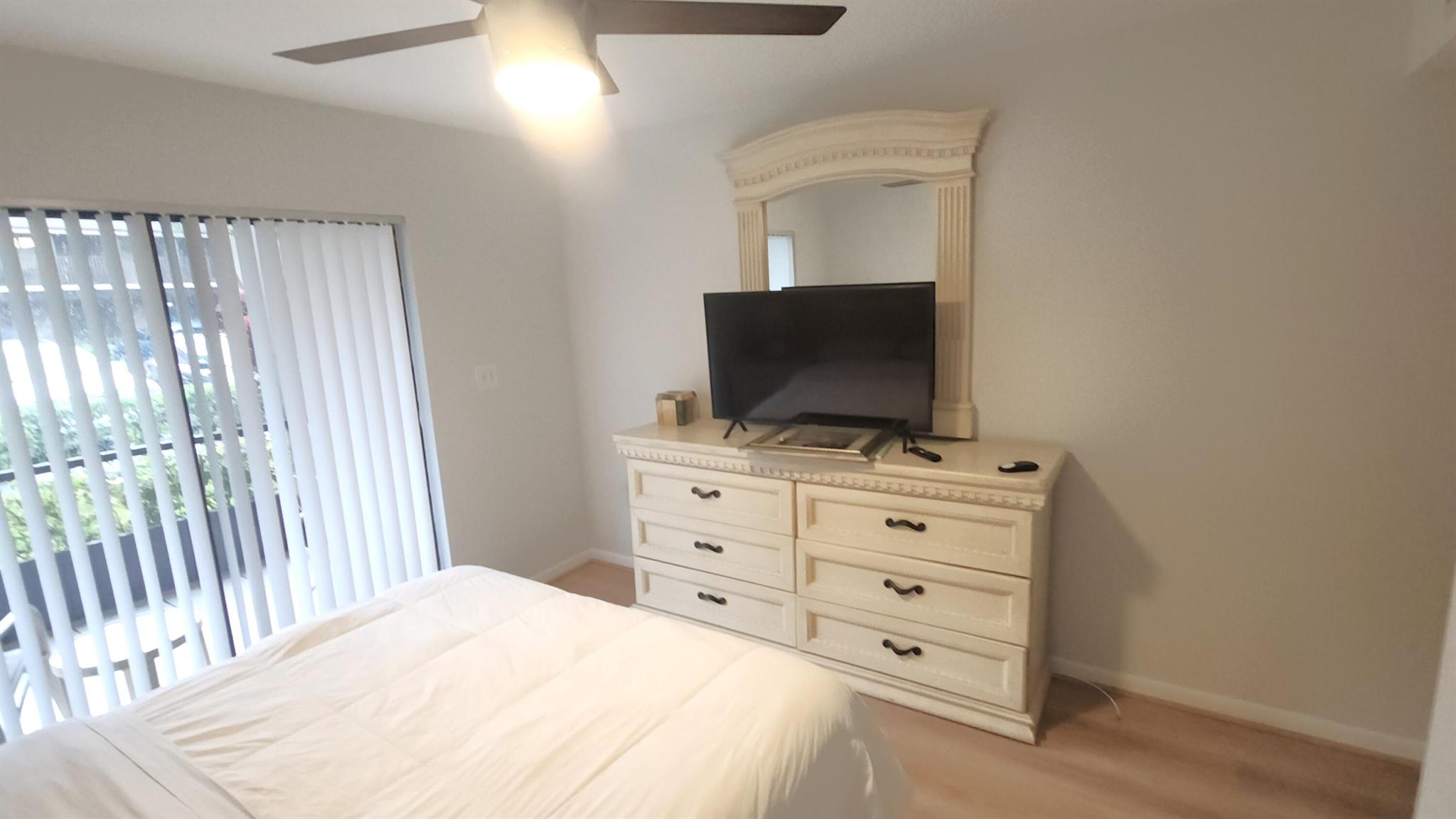 HIDDEN WOODS OF DEER CREE - Residential Lease