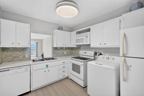 Tiny photo for 1500 S OCEAN Boulevard #1604, Lauderdale By The Sea, FL 33062 (MLS # B26089880)