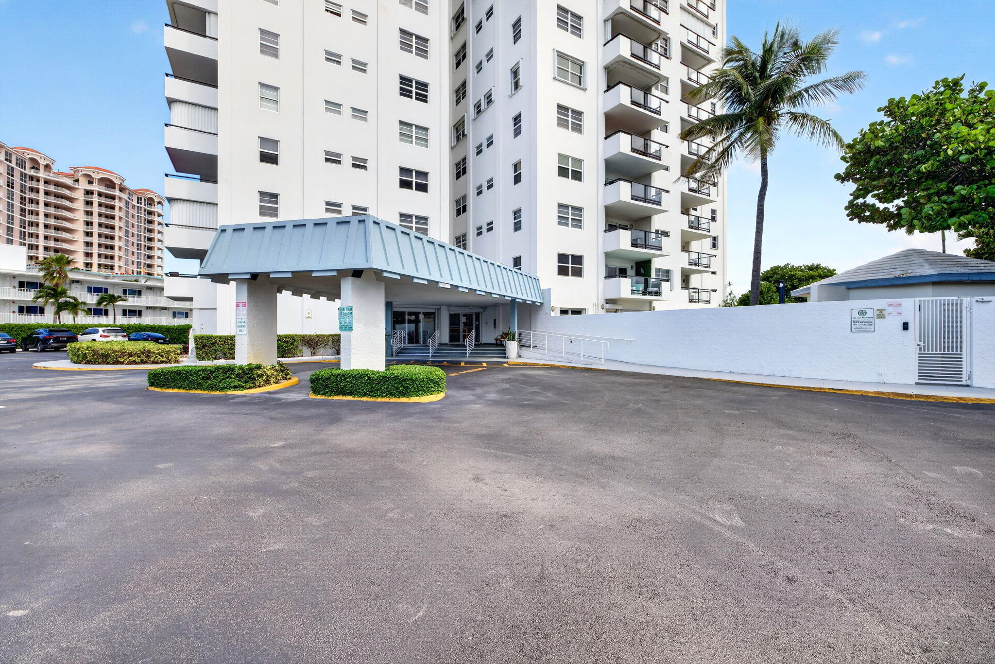 1500 S OCEAN Boulevard 1604