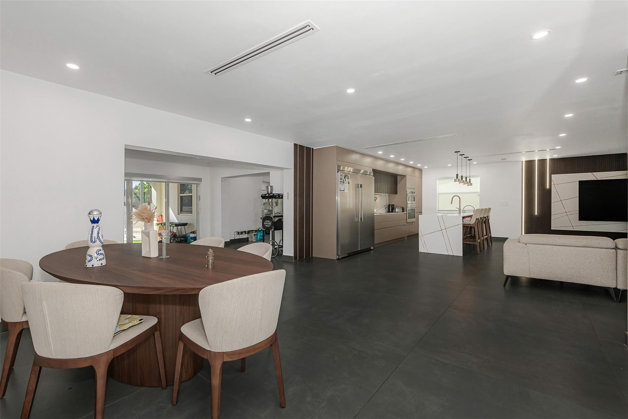 Hollywood Hills 1965 61-2 - Residential