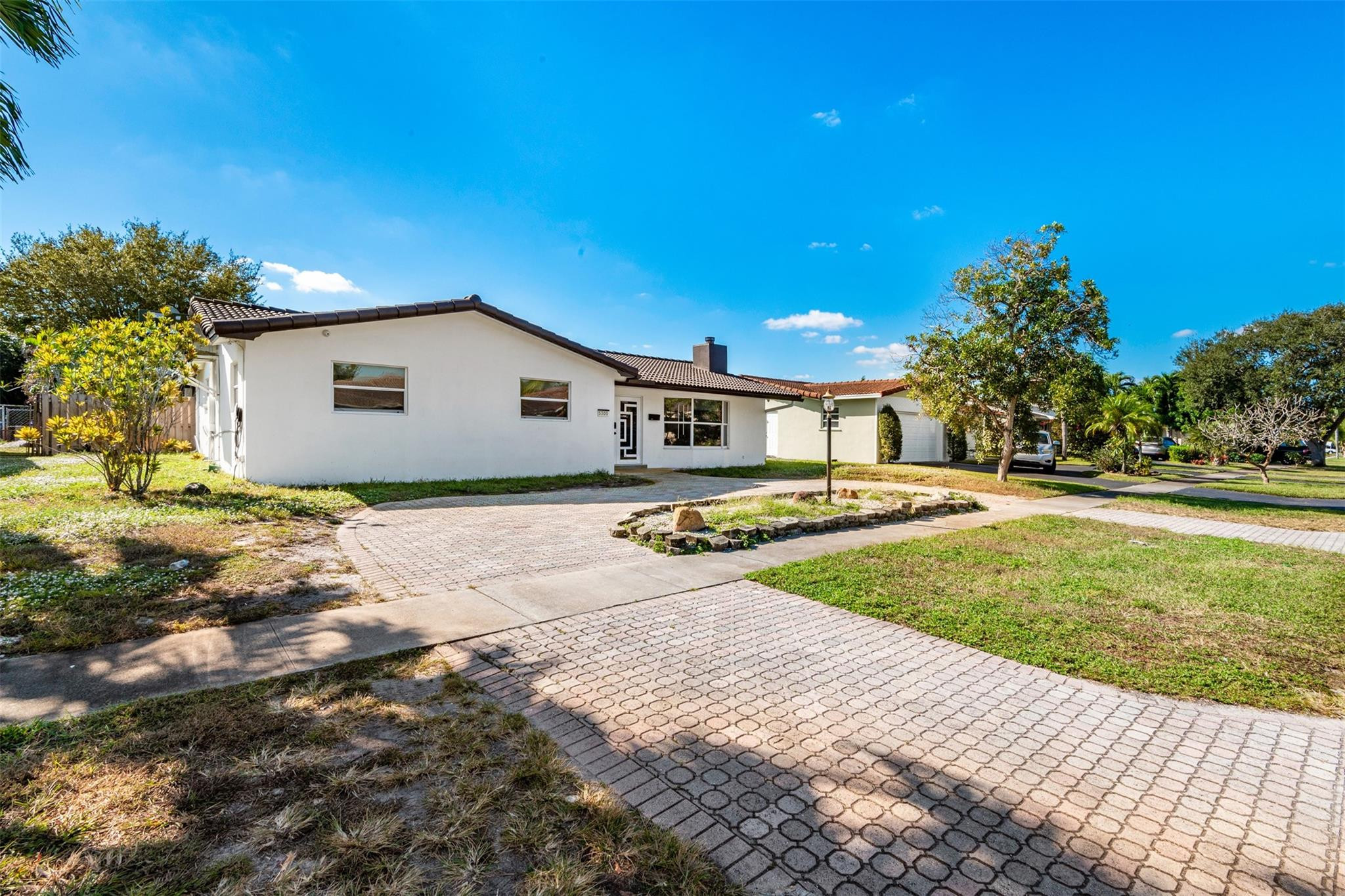 Hollywood Hills 1965 61-2 - Residential