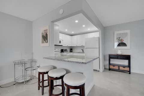 Tiny photo for 646 Flanders N, Delray Beach, FL 33484 (MLS # B26035557)