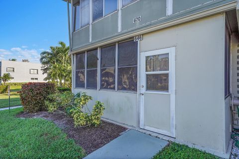 Tiny photo for 646 Flanders N, Delray Beach, FL 33484 (MLS # B26035557)