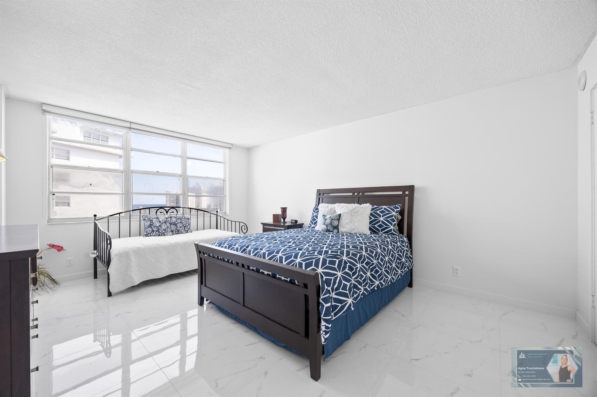 GOLDEN SURF TOWERS CONDO - Residential