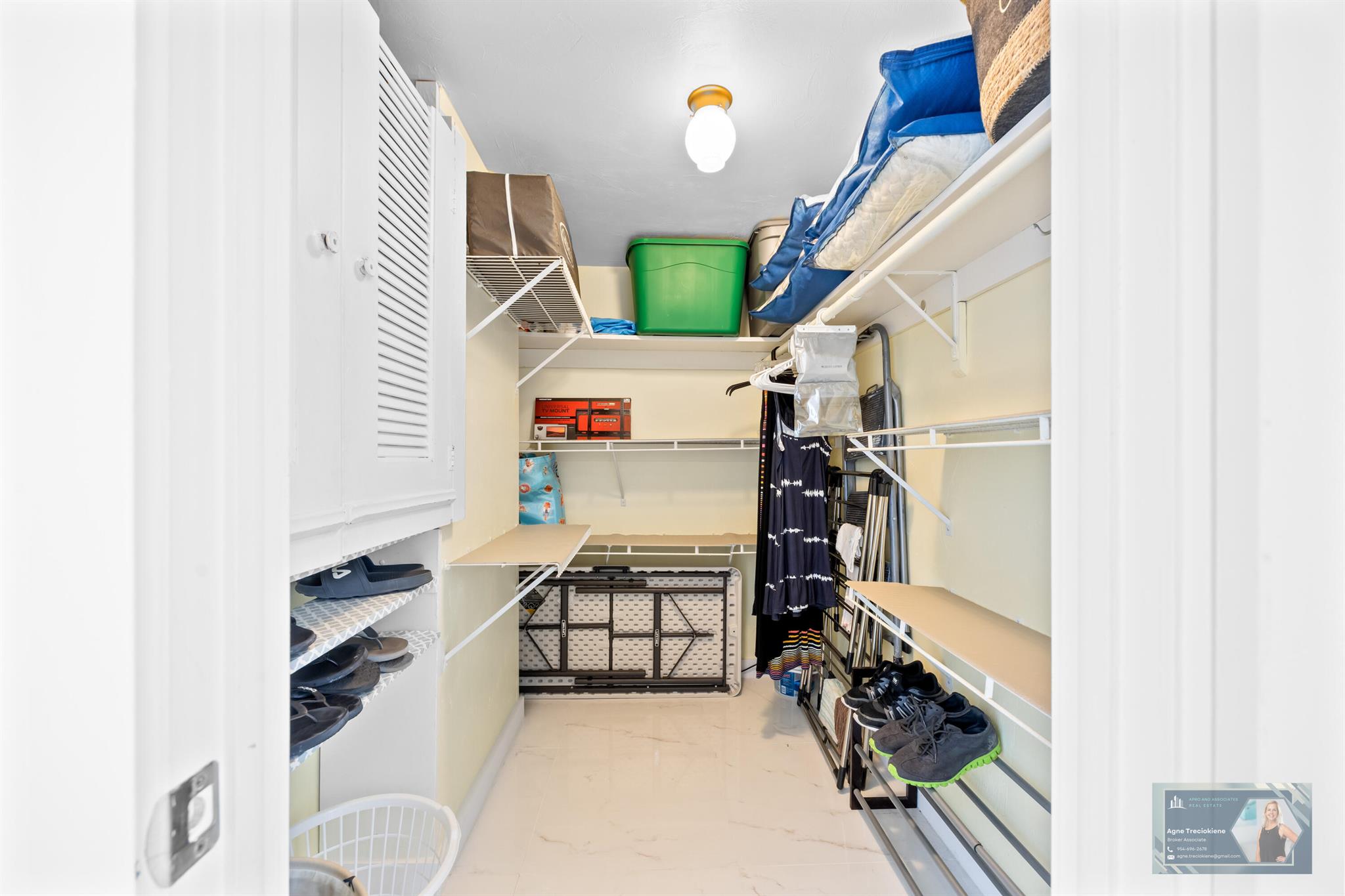 GOLDEN SURF TOWERS CONDO - Residential