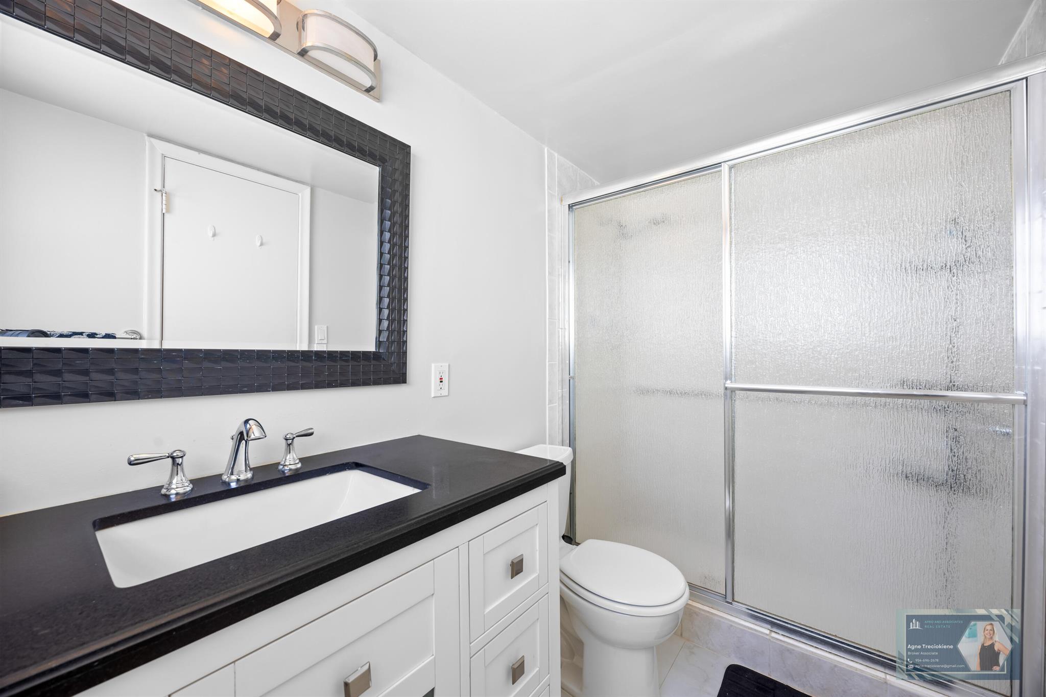 GOLDEN SURF TOWERS CONDO - Residential