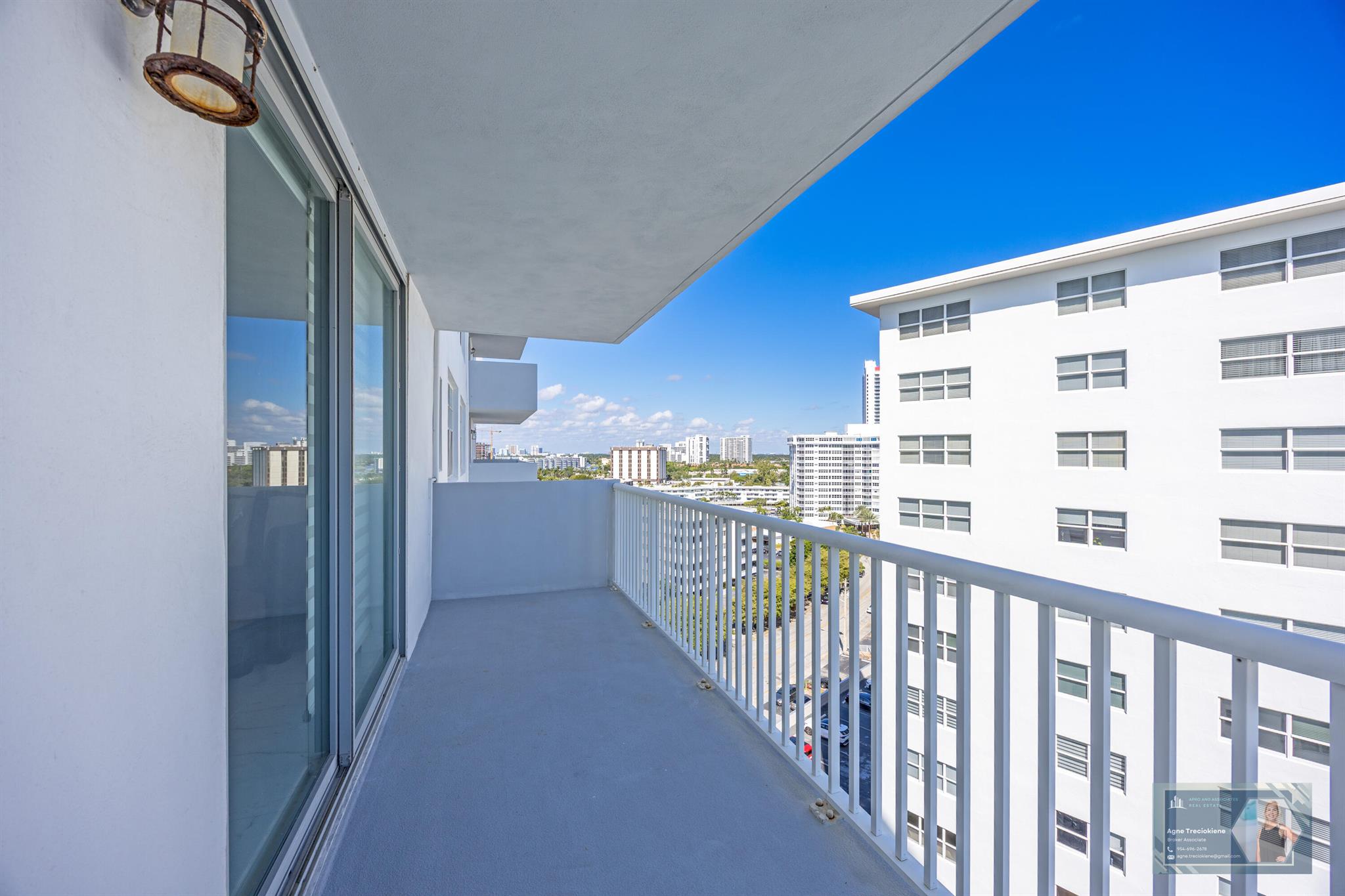 GOLDEN SURF TOWERS CONDO - Residential