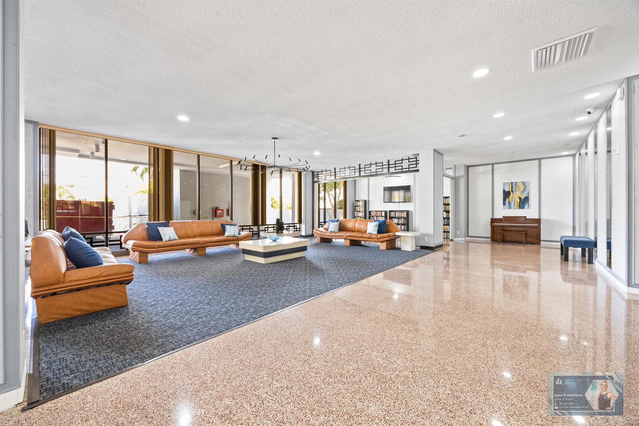 GOLDEN SURF TOWERS CONDO - Residential