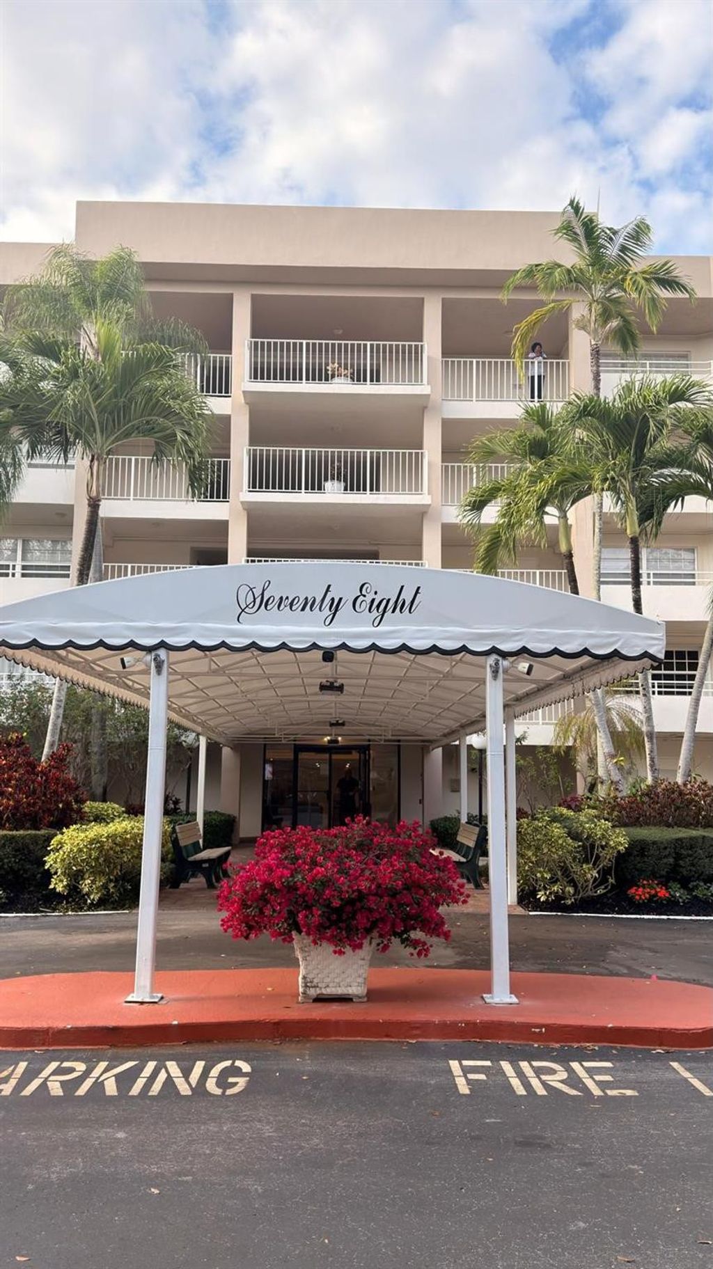 Photo of 3960 Oaks Clubhouse Drive #502, Pompano Beach, FL 33069 (MLS # F10538161)