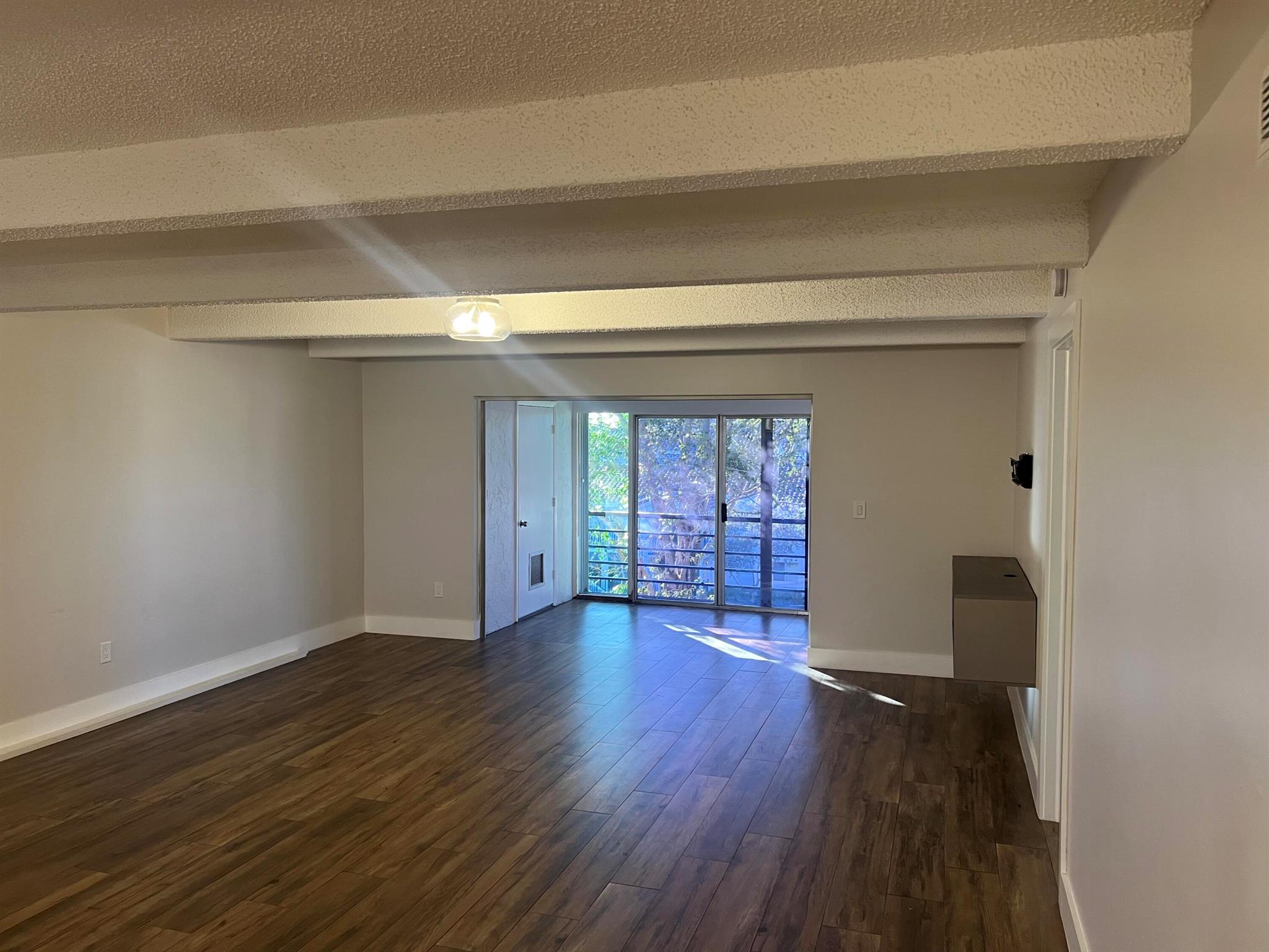 BOCA ENTRADA - Residential Lease