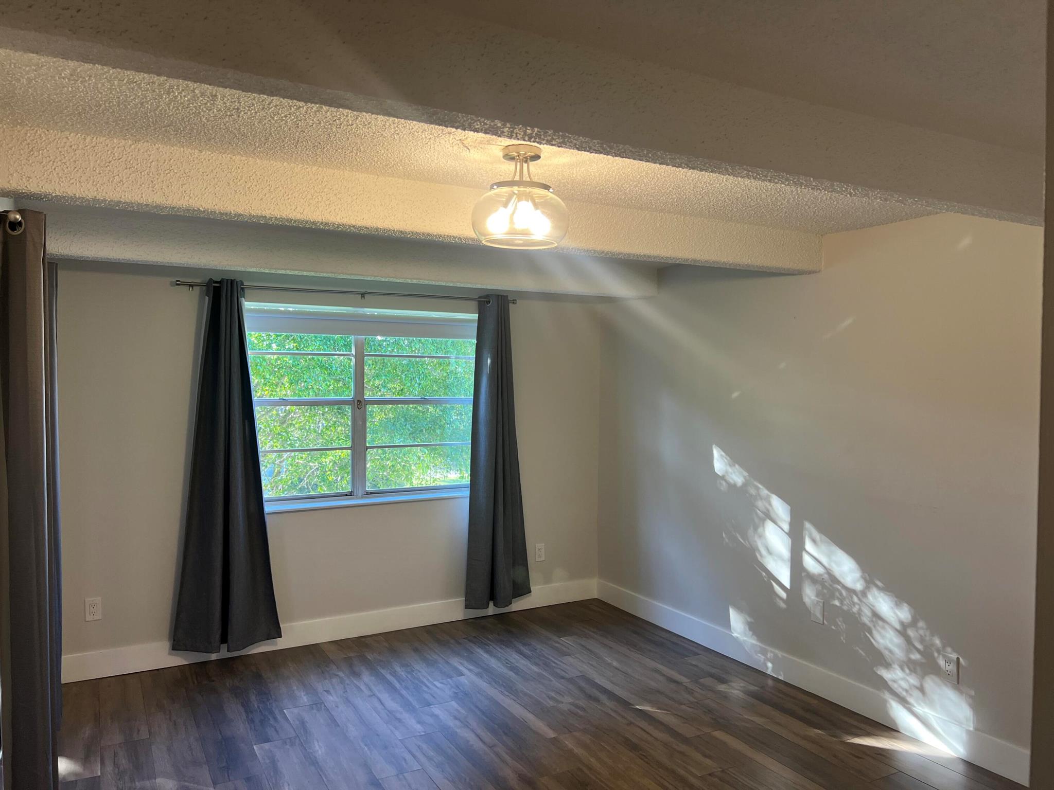 BOCA ENTRADA - Residential Lease